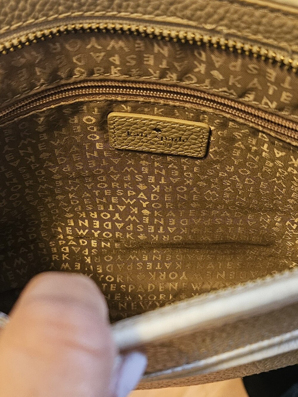 Kate Spade Chester Street Crossbody Bag Blush Pink And Ivory Pebbled Leather - Picture 5 of 8